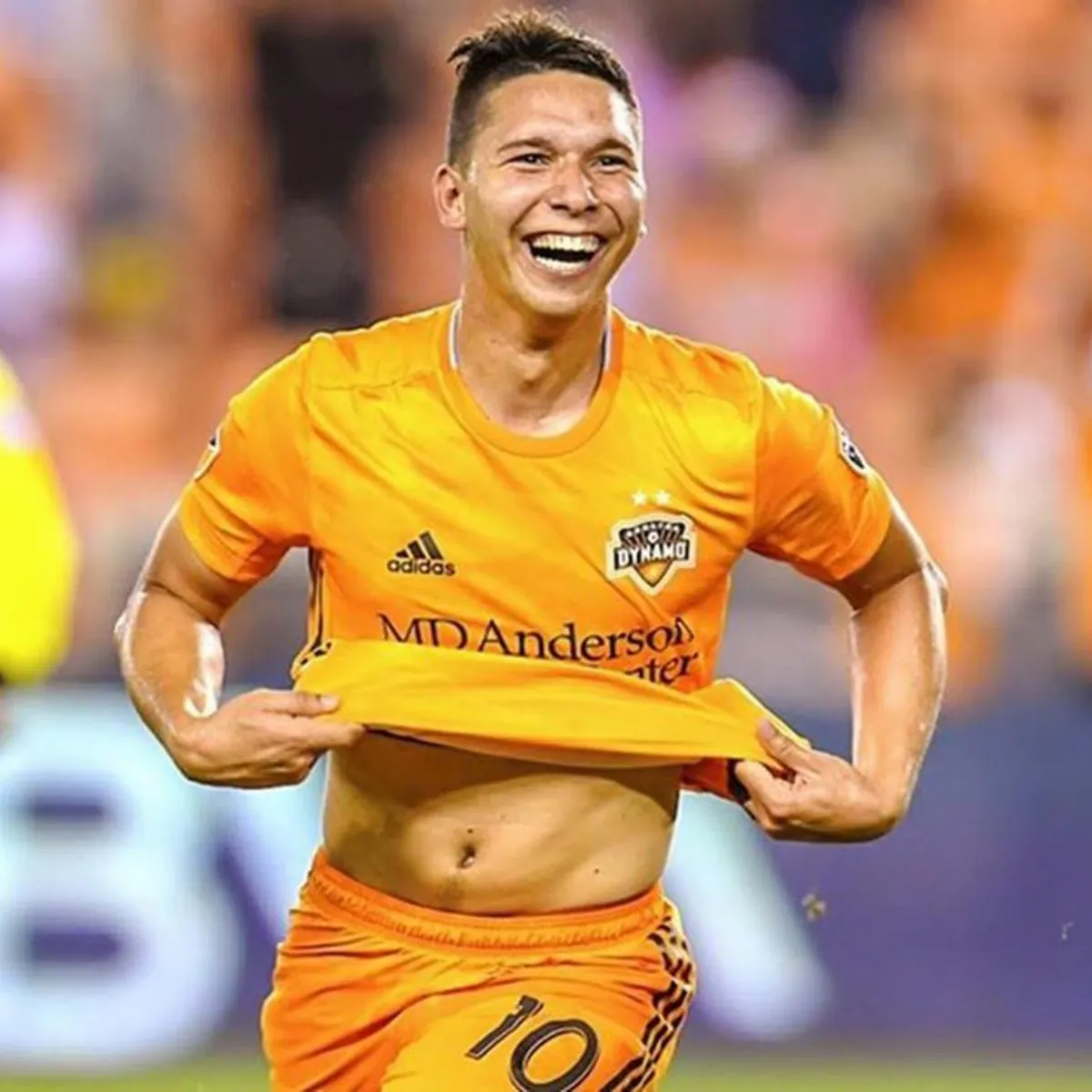 img of Tomás Martínez, el experimentado mediocampista argentino, se convierte en nuevo refuerzo de Barcelona SC